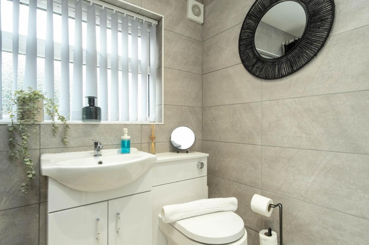 Eden House Villa Coventry Ngoại thất bức ảnh